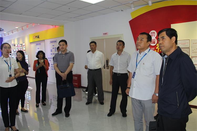 构建协调劳动关系，，，，共享企业文化建设
