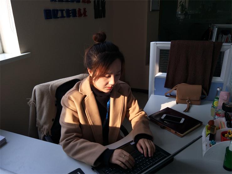 以梦为马，，，，，不负昭华